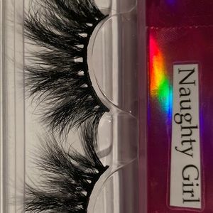 “Naughty Girl” Mink Lashes